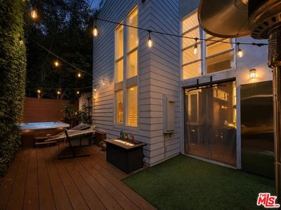 1037 N Laurel Ave APT 10