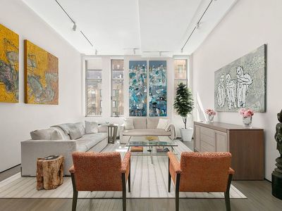 252 7th Ave APT 3L