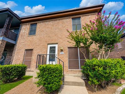 830 Threadneedle St APT 224