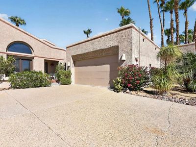 4961 Desert Vista Dr