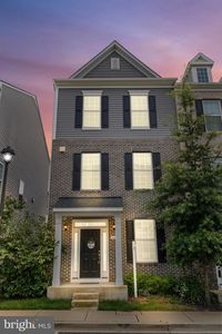 2641 Sierra Nevada Ave