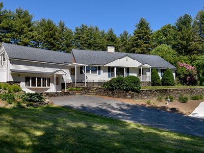Property at 55 Old Common Rd, Auburn, MA