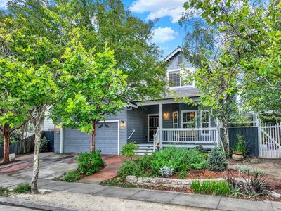 312 Creekside Way