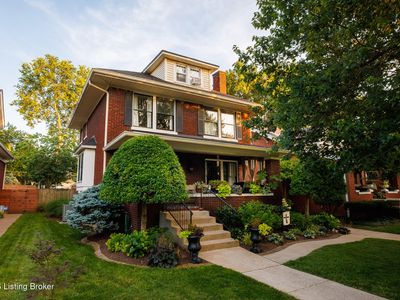 1926 Alfresco Pl