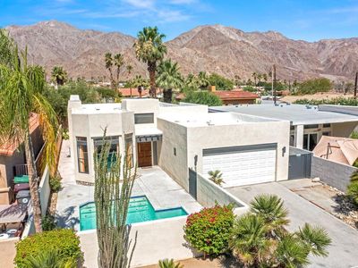 54595 Avenida Velasco