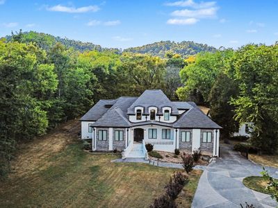 5045 Franklin Pike