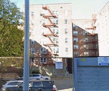2727 Ocean Pkwy APT D18