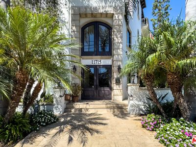 11715 Chenault St Unit 204