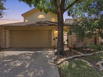 28 COURTSIDE CIR