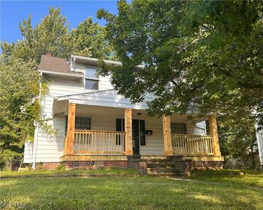 1468 Parkhill Rd
