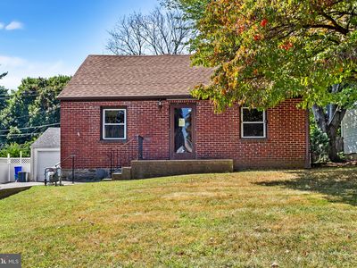 Property at 11 Sheridan Ln, Aston, PA