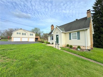 7 W Pine St