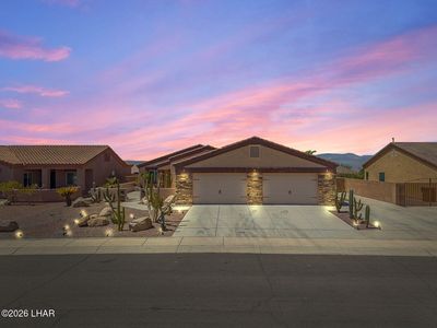 2741 Sanctuary Dr