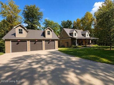 220 Cherry Ln