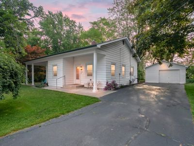 205 Sassafrass St
