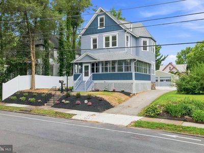 63 W Greenwood Ave