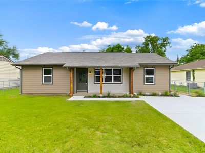 1108 Nottingham Dr