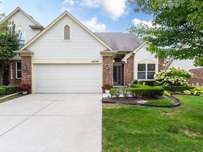 Property at 45559 Rathmore Dr, Macomb, MI