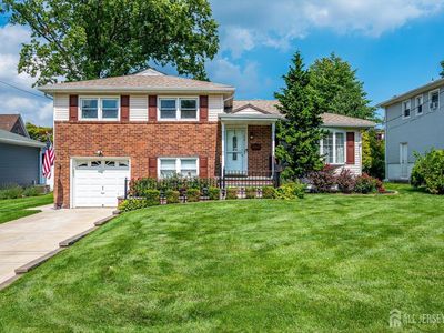 12 Dixon Dr
