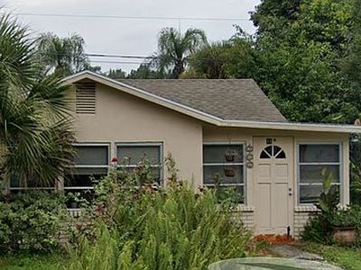 11 N Florence Ave