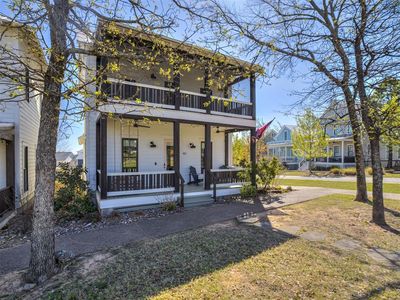40 Redbud St