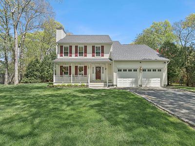 15 Rosebriar Ln