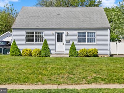 87 Pennwood Dr