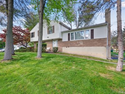 2 Gary Place