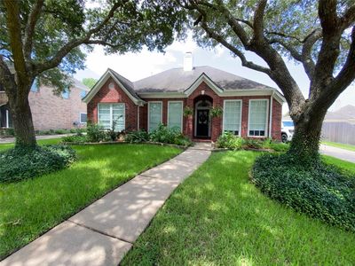 1906 Dawn Hollow Ln
