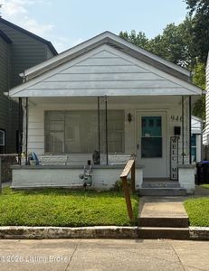 946 Vine St