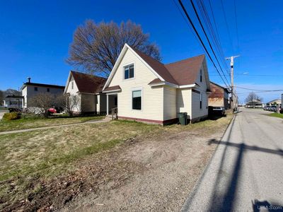 105 N 19th St
