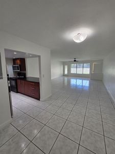 1885 NE 121st St APT 8