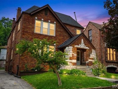 7104 Tulane Ave