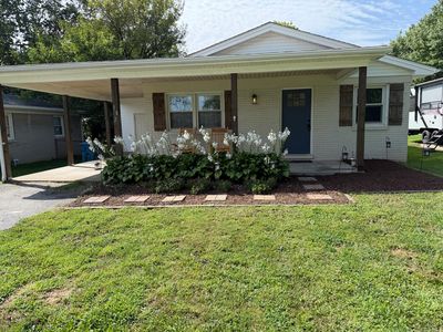 Property at 182 W Erskine Dr, Danville, KY