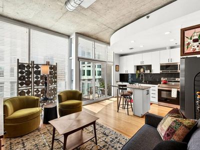 943 Peachtree St NE Unit 1403