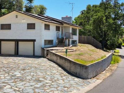 Property at 597 Amador Ave, Angels Camp, CA
