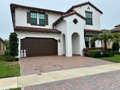 12270 N Baypoint Circle