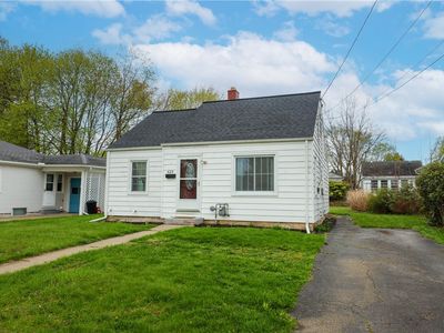623 Decker Ave