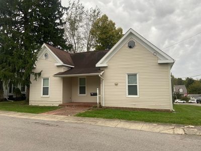235 Mills Ave