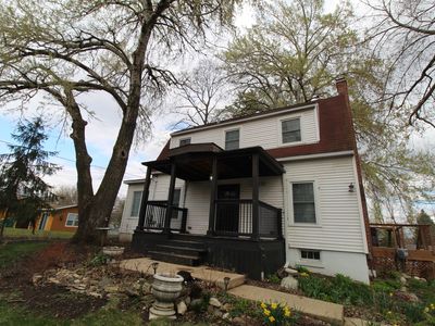 111 Manor Ave