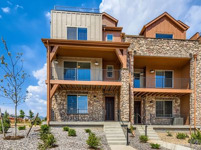 9623 Browns Peak Cir