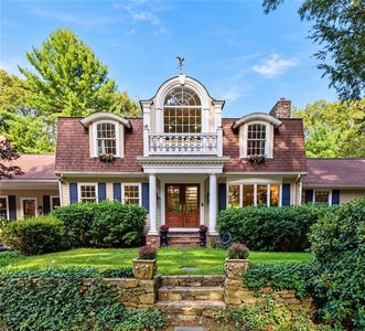31 Raccoon Hill Rd