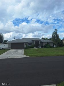 Property at 1947 SE 8th Pl, Cape Coral, FL