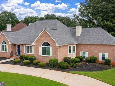9396 Woodlawn Dr