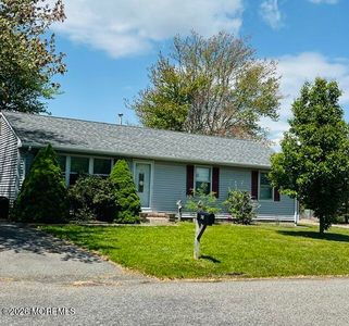 718 Clearwater Drive