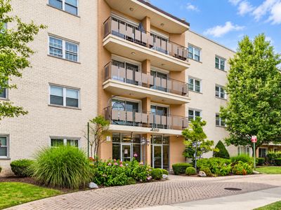 Property at 8210 Elmwood St #314, Skokie, IL