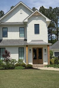 64 Waverly Dr