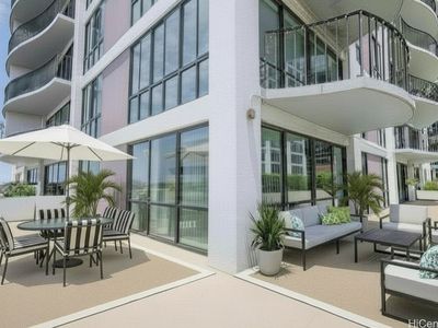 700 Richards St APT 706