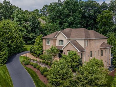 144 Steeplechase Dr