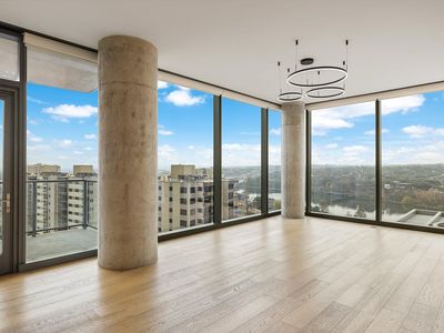 44 East Ave #1210